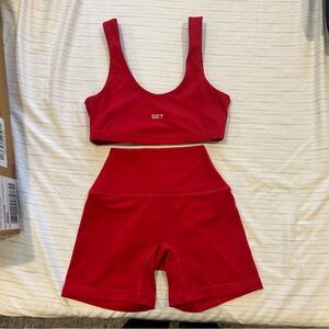 SET Active SPORTBODY Sportbra only in APPLE